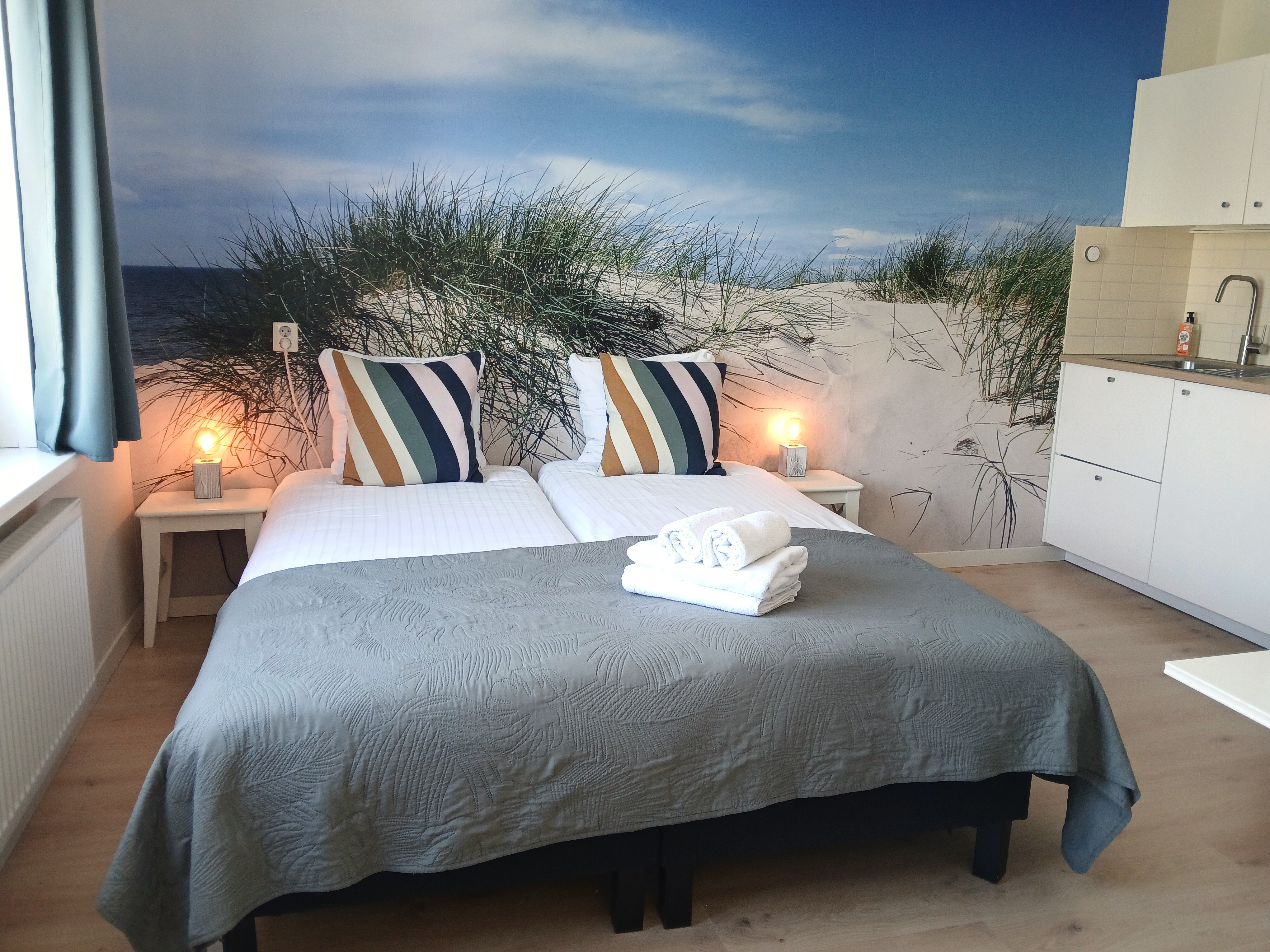 Double bed 5-1